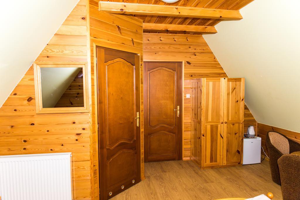 Domek Pod Klonem Agroturystyka Białowieża Стая снимка